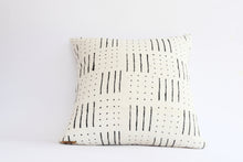 Load image into Gallery viewer, Mudcloth Throw Pillow - White Minimalist