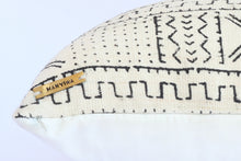 Load image into Gallery viewer, Mudcloth Throw Pillow - White Geometric