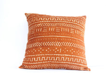 Load image into Gallery viewer, Mudcloth Throw Pillow Cover - Rust
