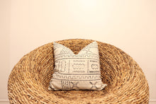 Load image into Gallery viewer, Mudcloth Throw Pillow - White Geometric
